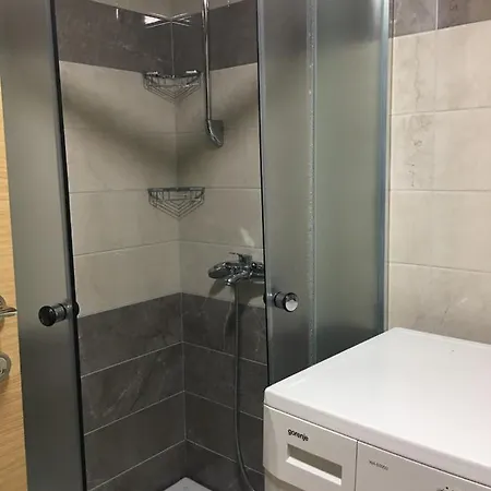 Dora - Modern Amenities And Urban Location * Скопье